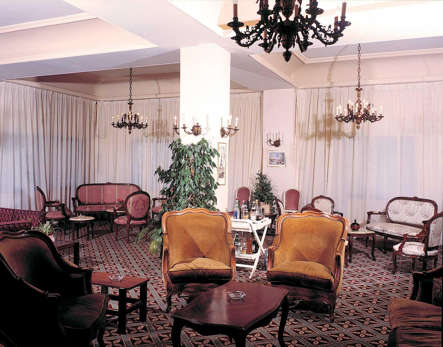 Le Crillon Hotel Brummana Eksteriør billede